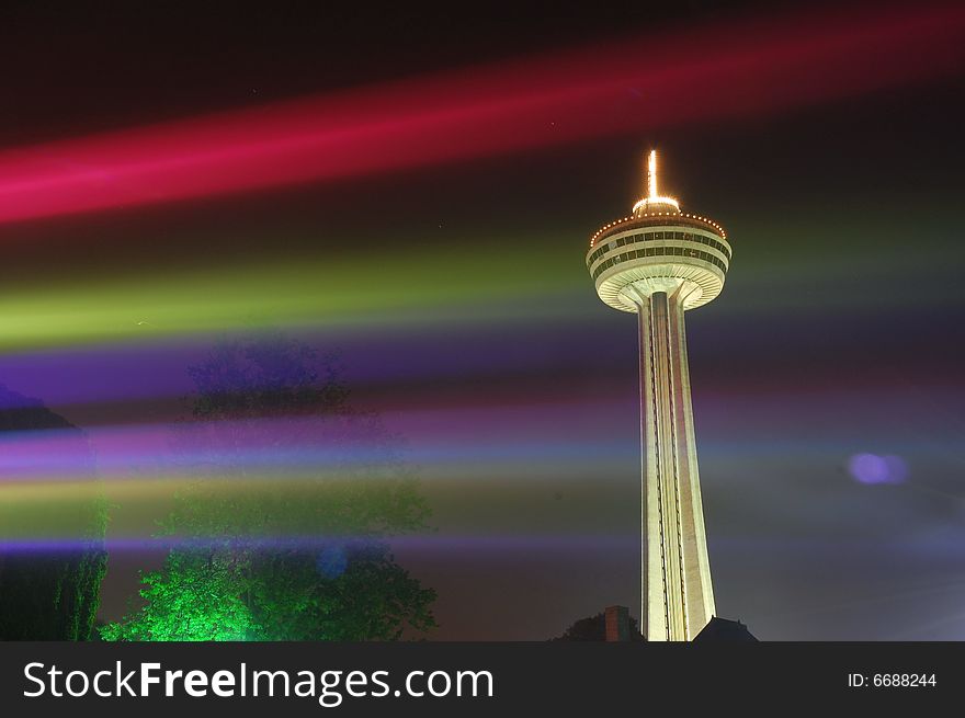 Spotlight on Niagara Skylon Tower