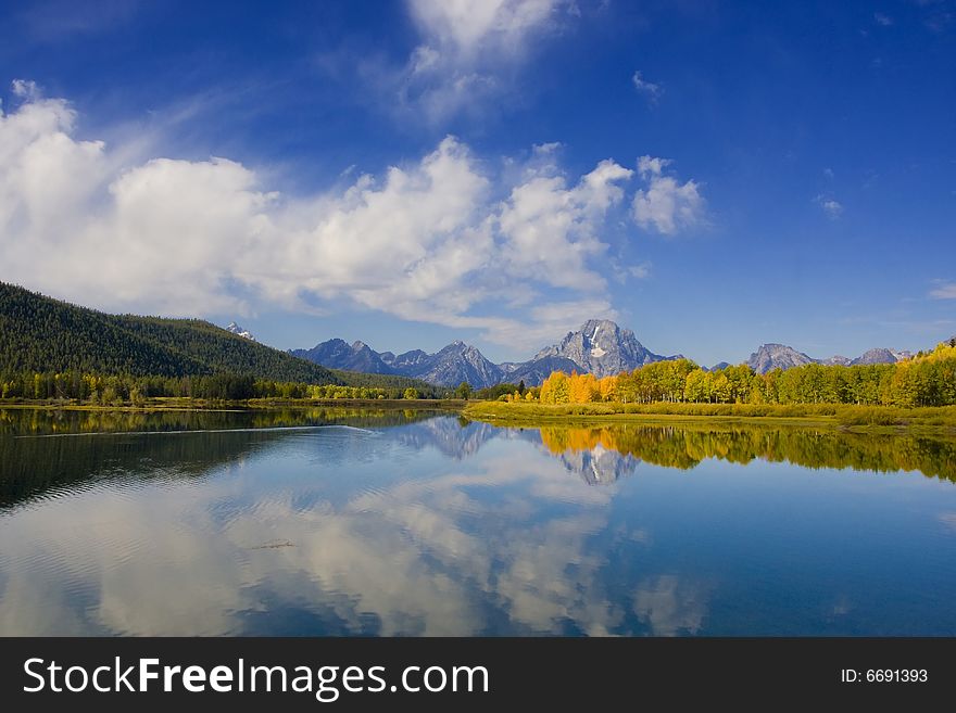 Fall Colors on the Oxbow Bend Grand Tetons