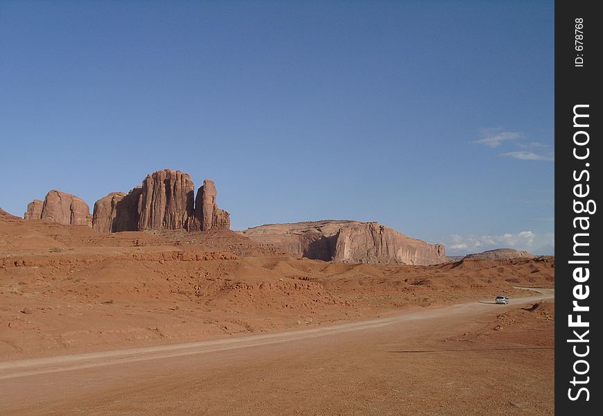 Monument Valley Road