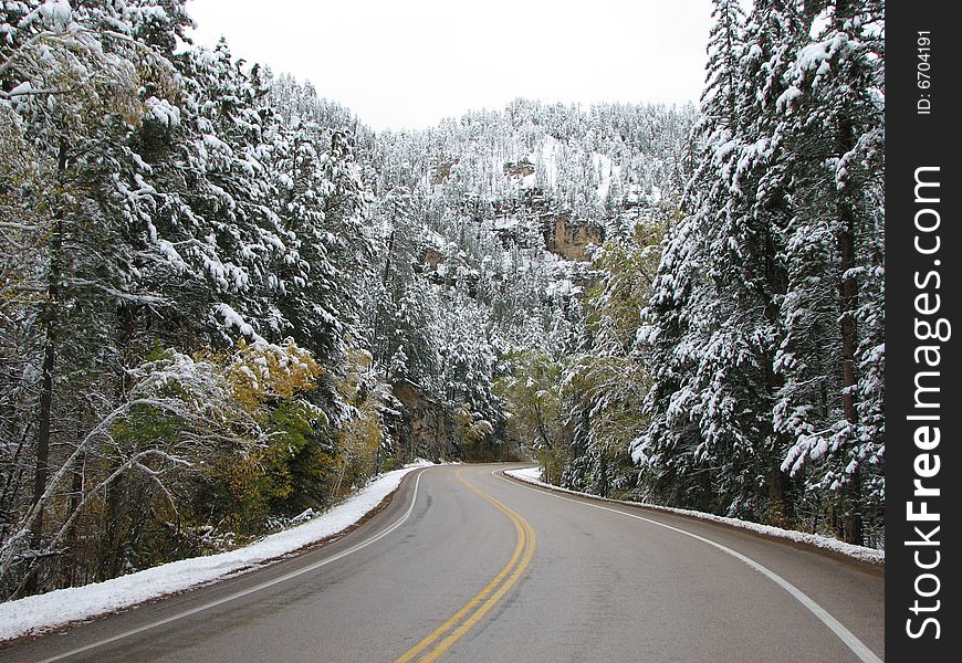 Driven Threw Spearfish Canyon - Winter