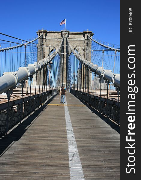 Path along the Brooklyn Bridge.