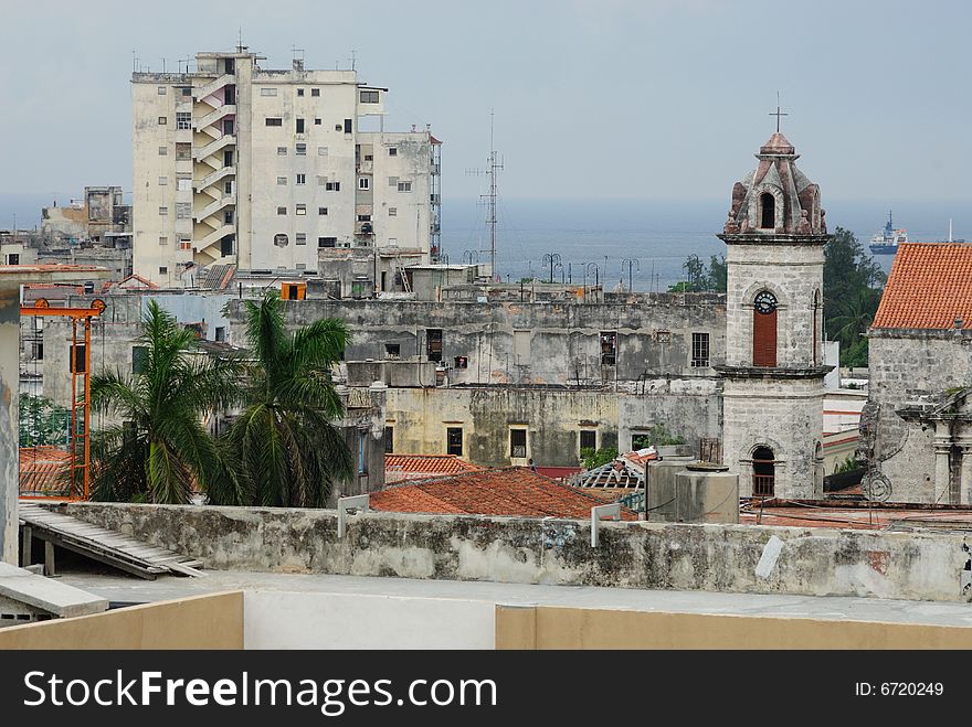 Modern and colonial building in Havana downtown, Cuba. Modern and colonial building in Havana downtown, Cuba