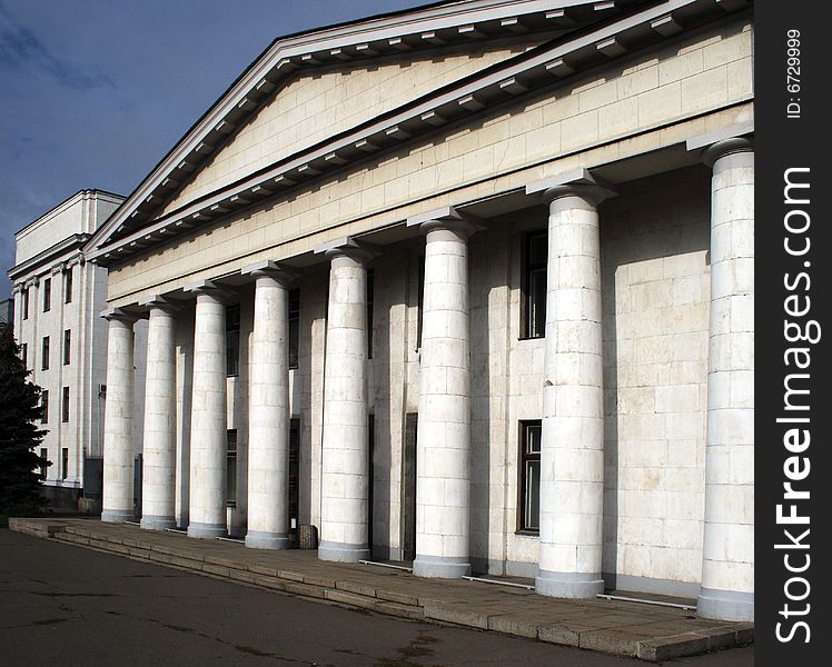 Building with Columns
