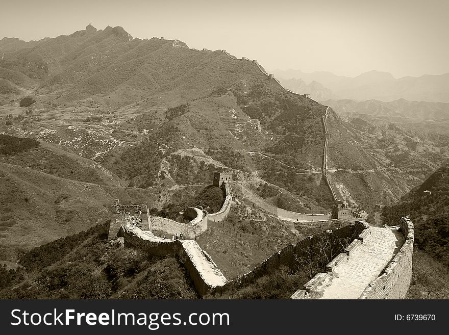 The great wall of china in black and white