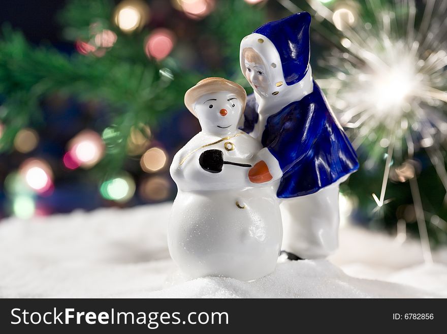 Christmas composition, snow, fires, antiquarian figurine