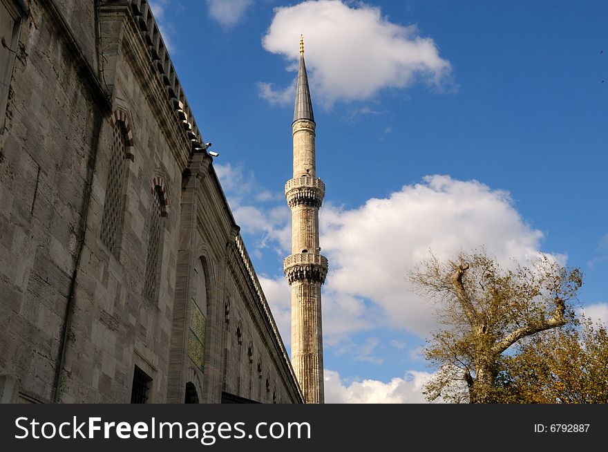 The bleu mosque is one of several mosques known as the Blue Mosque for the blue tiles adorning the walls of its interior. It was built between 1609 and 1616, during the rule of Ahmed I.