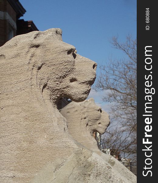 Stone lions stand sentry at the steps. Stone lions stand sentry at the steps.