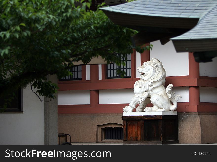 White statue of the lion. White statue of the lion