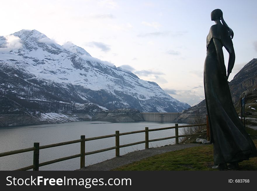 Beautiful Stature looking over the Lac de Tignes. Beautiful Stature looking over the Lac de Tignes