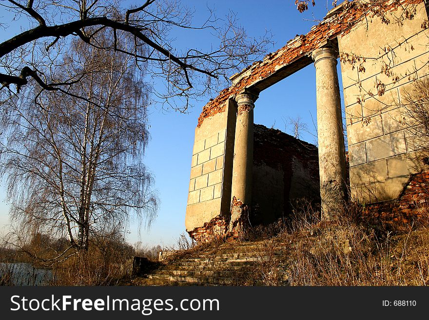 Autumn in ancient manor which is near to Moscow. Autumn in ancient manor which is near to Moscow.