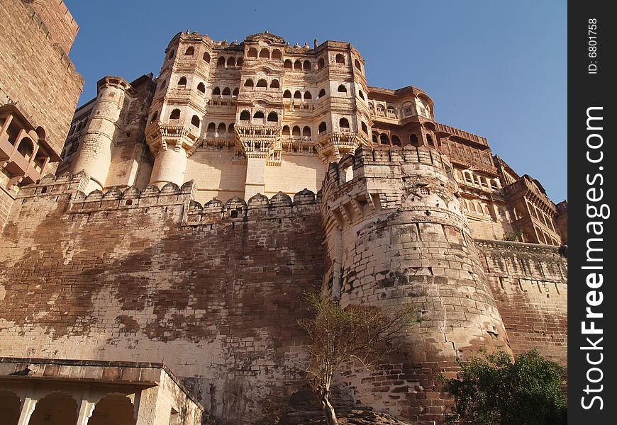 Mehrangarh Fort, located in Jodhpur city in Rajasthan state is one of the largest forts in India. Mehrangarh Fort, located in Jodhpur city in Rajasthan state is one of the largest forts in India