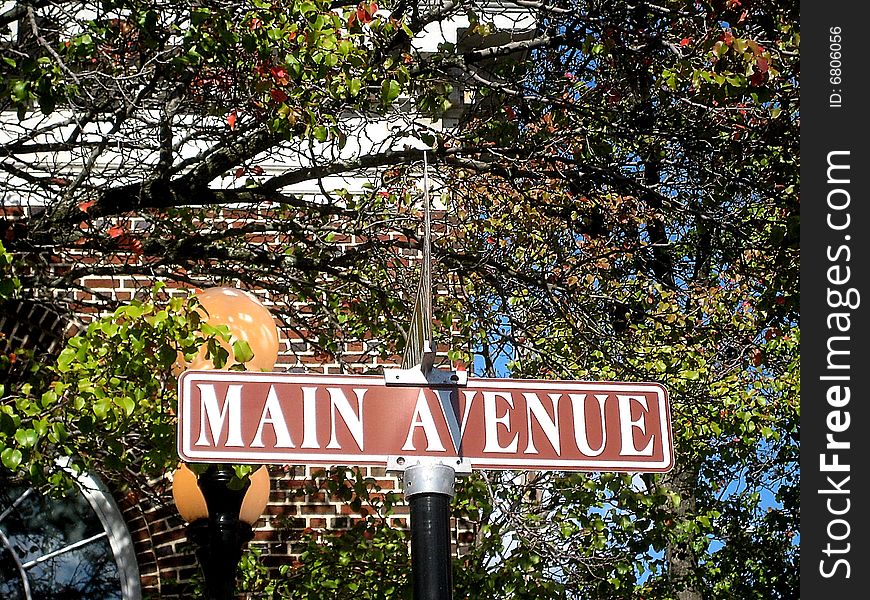 Picture of the sign Main Avenue
(popular)