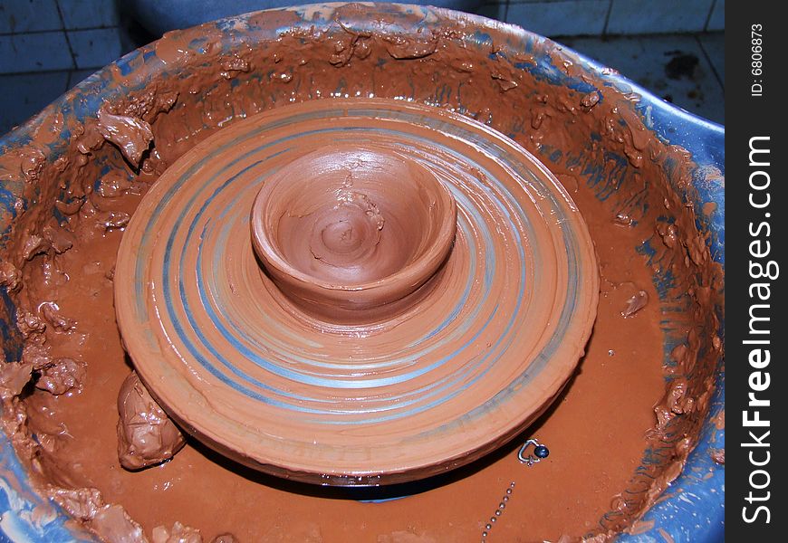 Modeling clay pot with brown. Modeling clay pot with brown