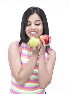 Asian Woman With Two Apples Royalty Free Stock Photos Asian Woman With Two Apples Royalty Free Stock Photos