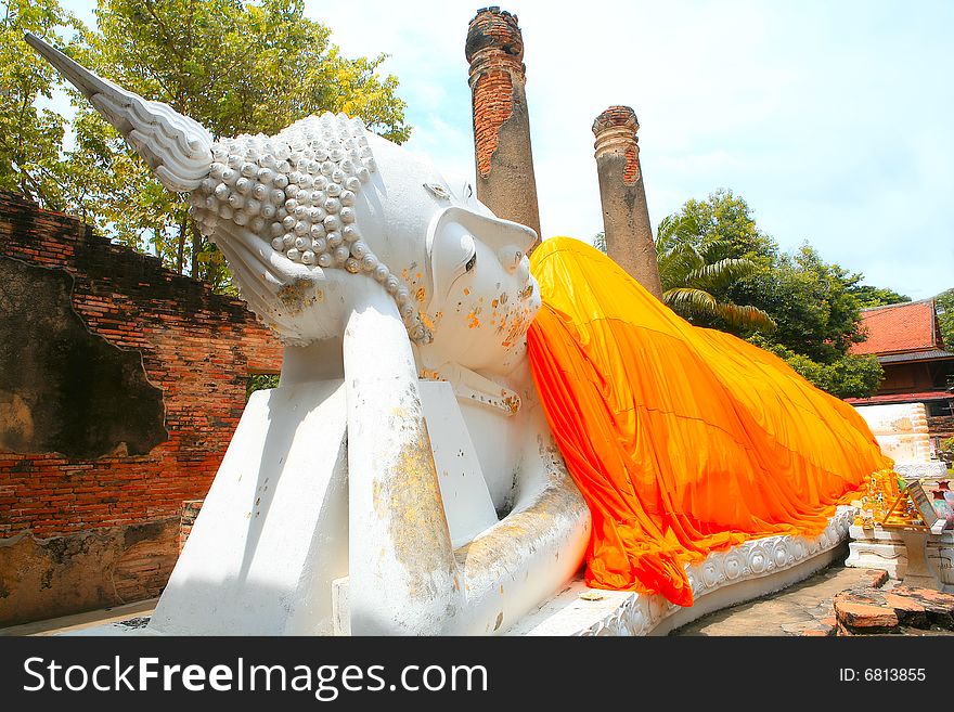 Monuments of buddah, ruins of Ayutthaya, old capital of THAILAND. Monuments of buddah, ruins of Ayutthaya, old capital of THAILAND