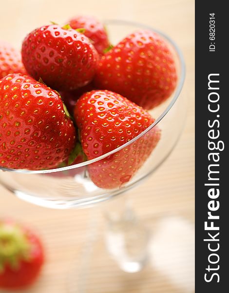 Ripe strawberries in bowl