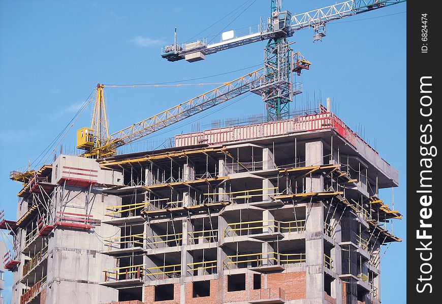 Construction of a residential building with a crane