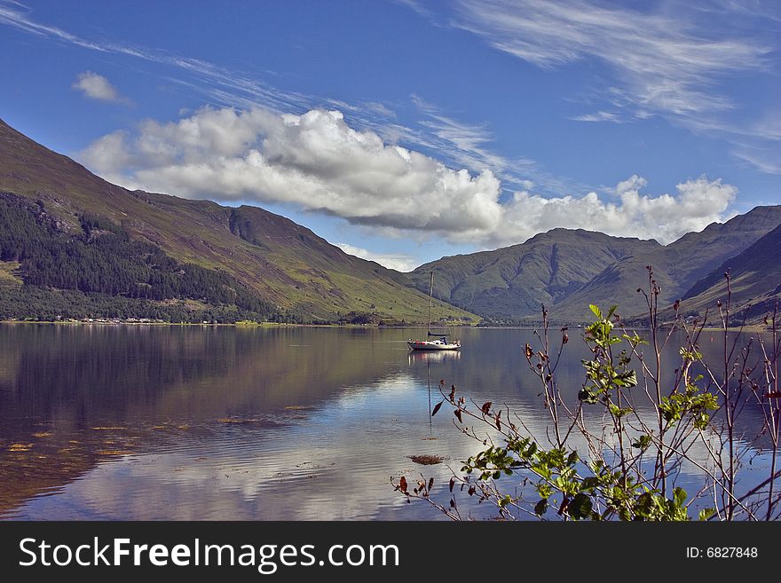 This calming image was taken during a long walk from a place called Ratagen to Totaig in Loch Duich, the north of Scotland. This calming image was taken during a long walk from a place called Ratagen to Totaig in Loch Duich, the north of Scotland.