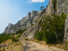 Old Road In Mountains Royalty Free Stock Image Old Road In Mountains Royalty Free Stock Image