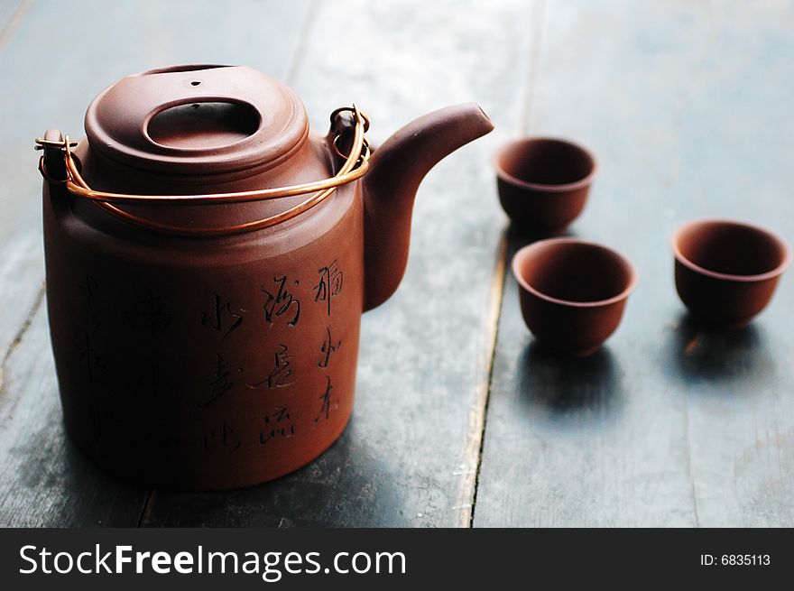 Chinese traditional tea set(teapot and teacups)