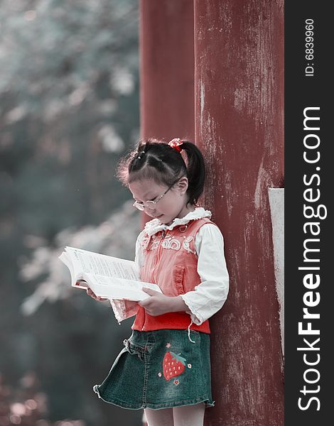 Reading Girl