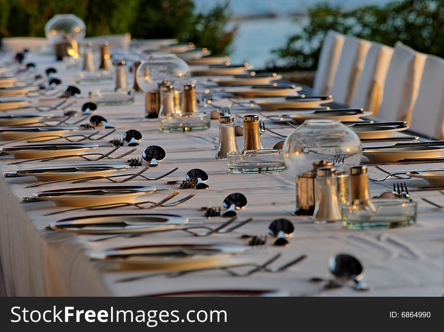 Table arrangement ready for the arrival of diners at one of top hotels in Limassol.

Location: Limassol, Cyprus

(DSC_3875_DxO_raw)