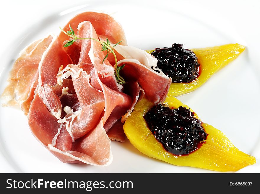 Ham with Pear and Berries