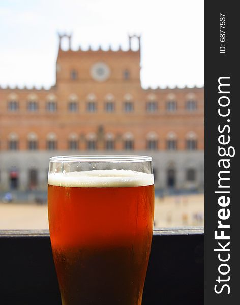 A Beer In Piazza Del Campo