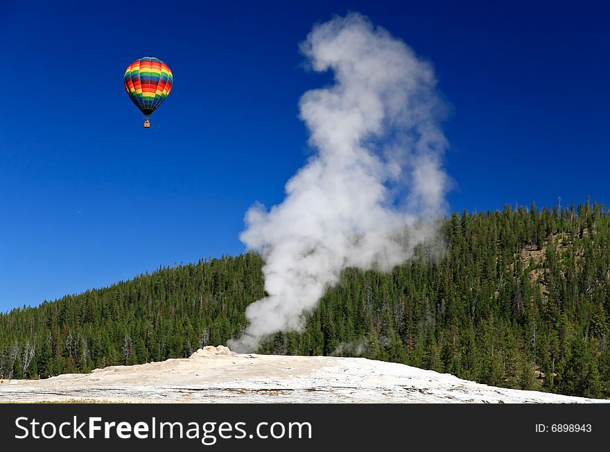 The Old Faithful Geyser in Yellowstone National Park