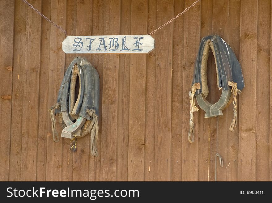 Wild wild west, stable details