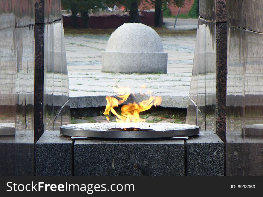 War victims memory flame in Kronshtadt