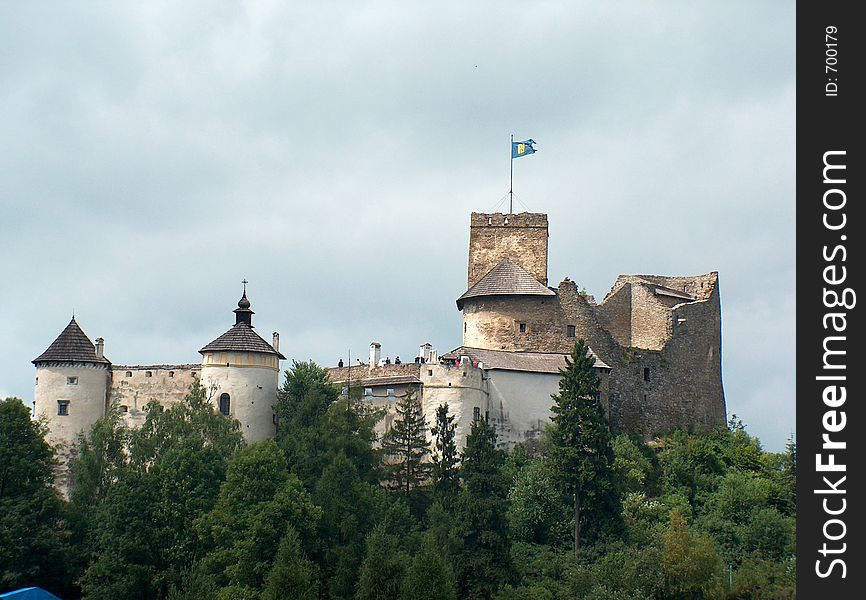 Niedzica castle in southern Poland, historic site of hungarian gentry where mysterious qipu and other Inkas artifacts have been found, legendary hide of Tupac Amaru's ancestors