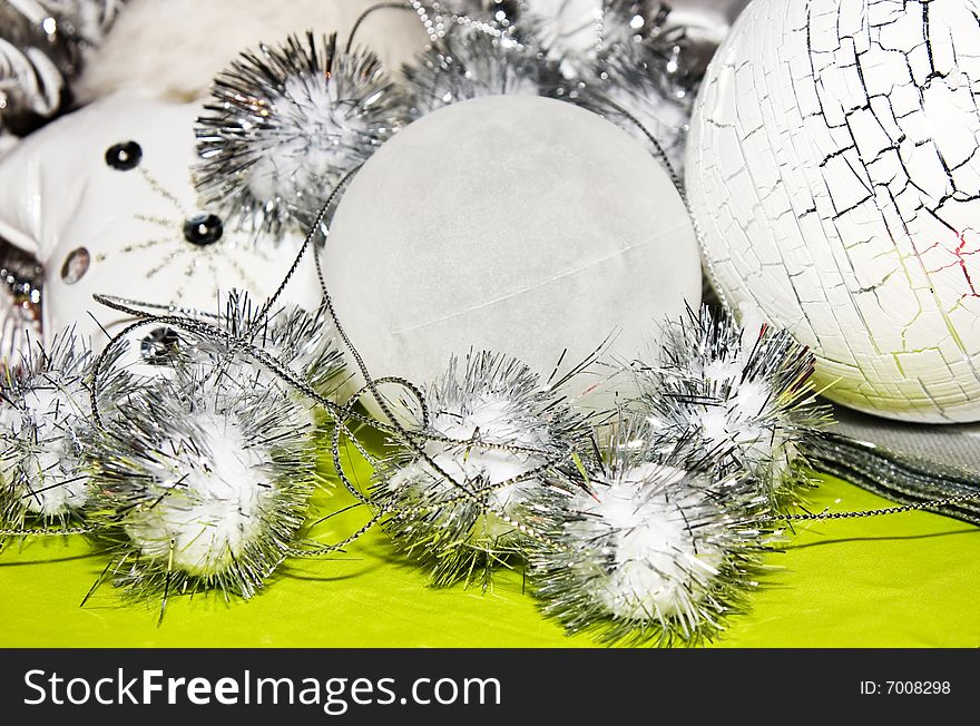 Xmas decoration ornaments in white and silver and lime