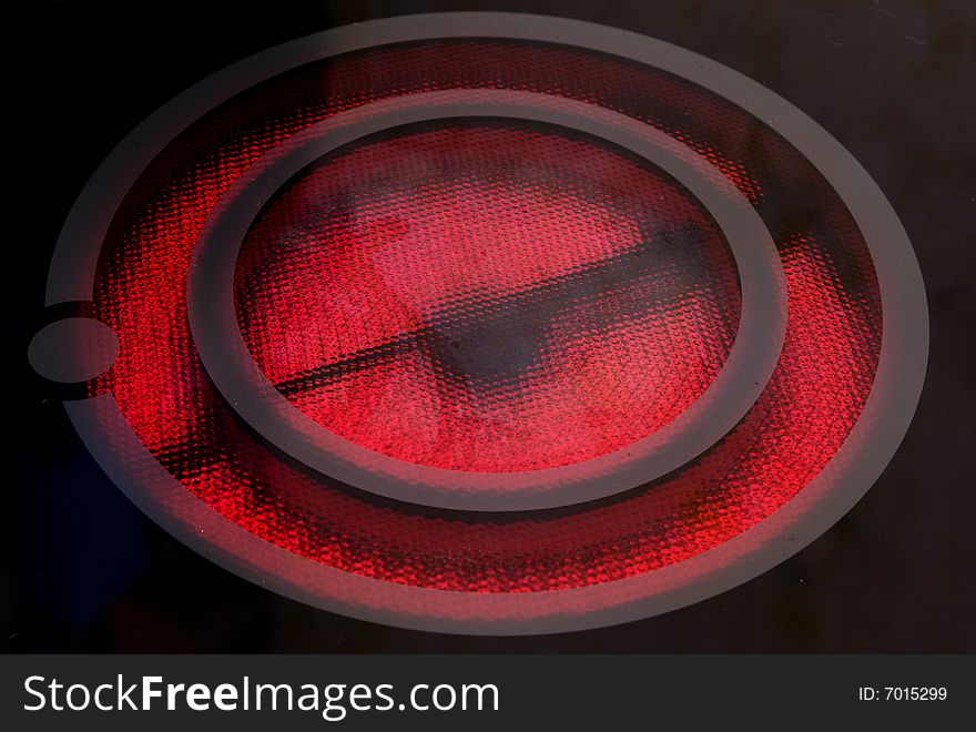 The ring is heated up to is red on black ceramic