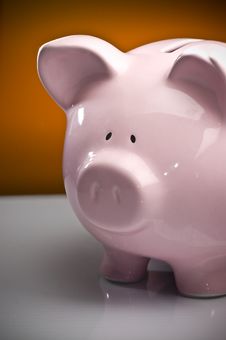 Pink Piggy Bank Royalty Free Stock Photos