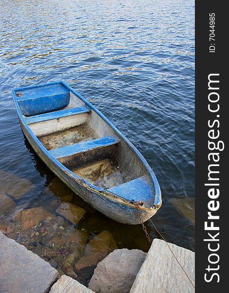 The blue boat in sunshine