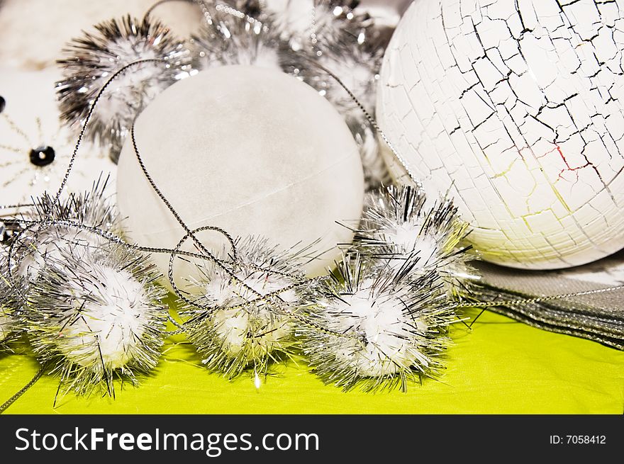 Xmas decoration ornaments in white and silver and lime