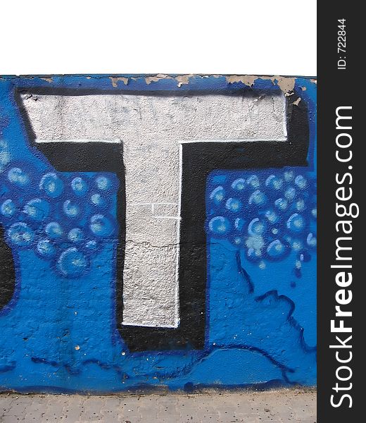 Letter T, graffiti