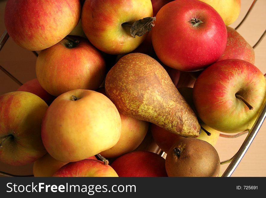Mixed Fruitbag with seasonal fruits