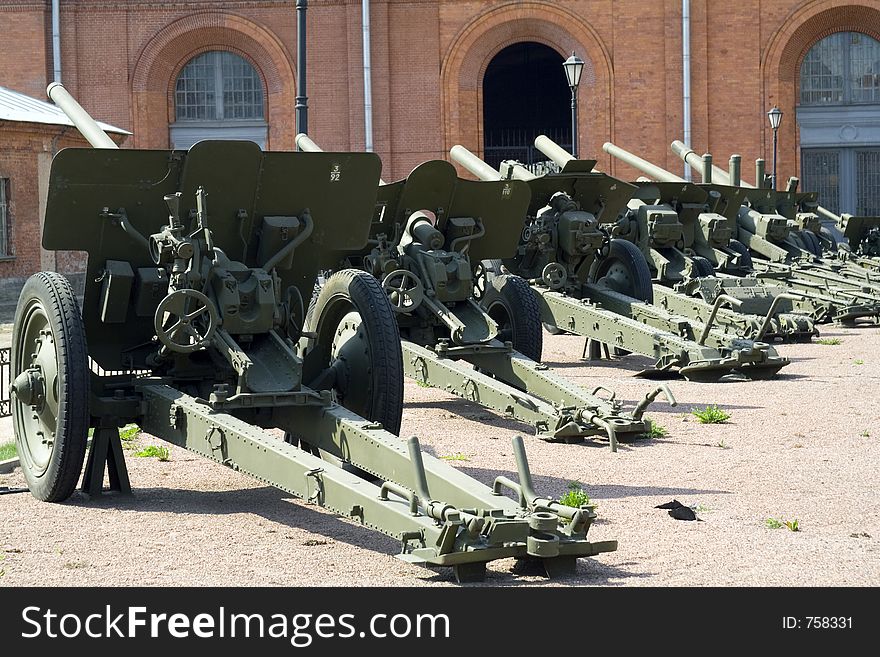 The old guns in the museum