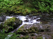 Green Falls Royalty Free Stock Photography Green Falls Royalty Free Stock Photography