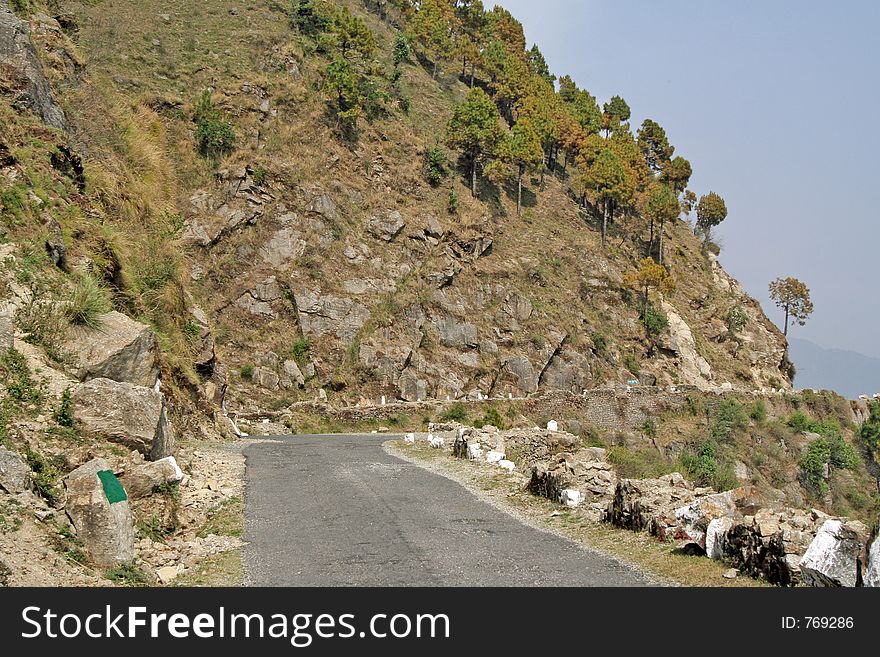 Narrow dangerous high altitude mountain road INdia. Narrow dangerous high altitude mountain road INdia