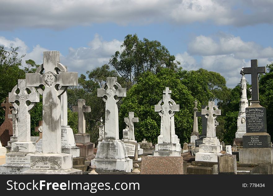 GRAVE CROSSES