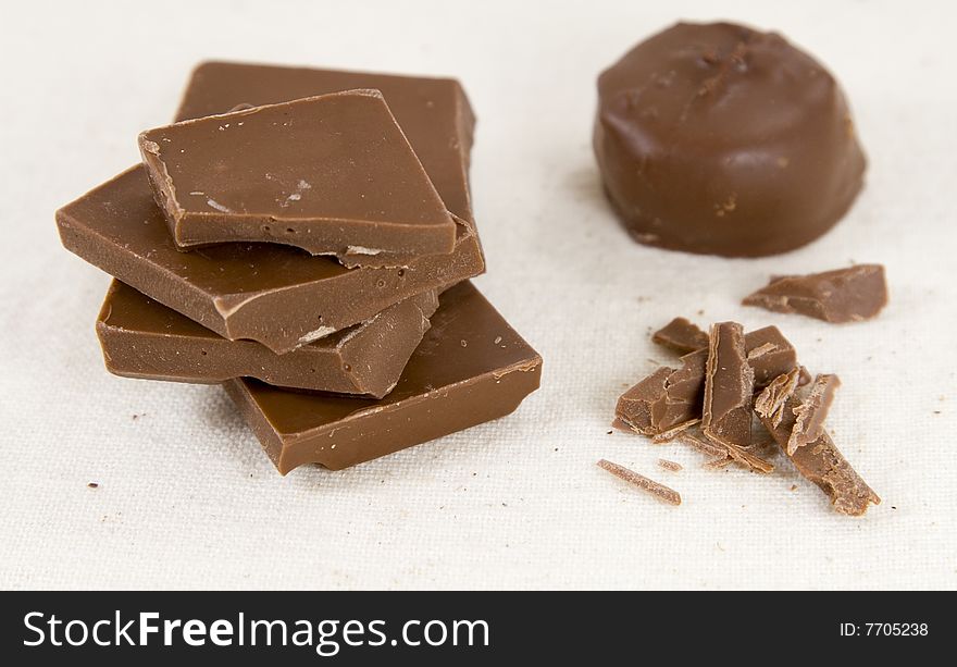 Composition of chocolate bars and truffle