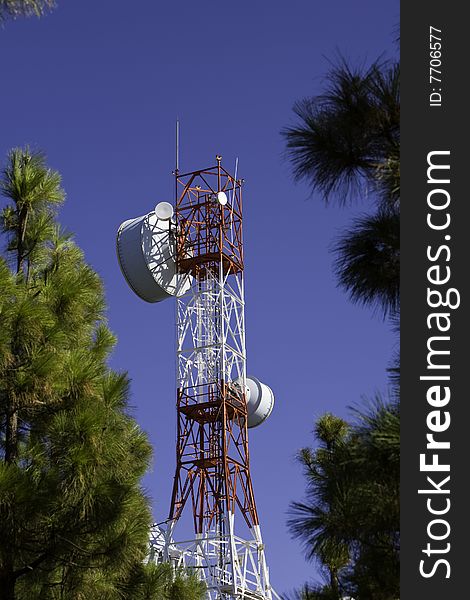 Communication radar instalation in the top of a mountain