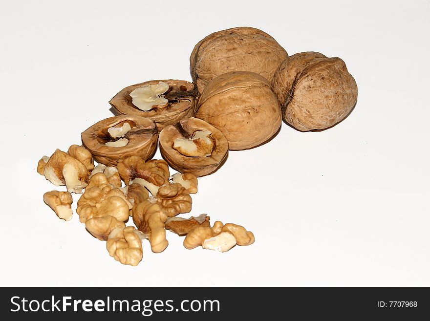 Cracked Waulnuts