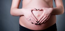 Close-up Of Pregnant Woman Royalty Free Stock Photos