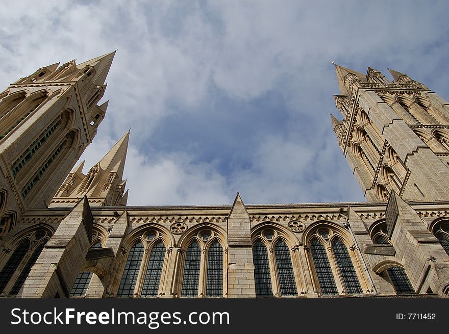 CathedralÂ´s towers someplace in England