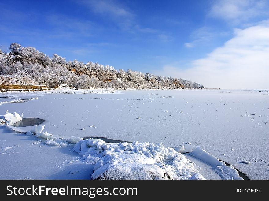 The city of Taganrog, the frozen sea. The city of Taganrog, the frozen sea.