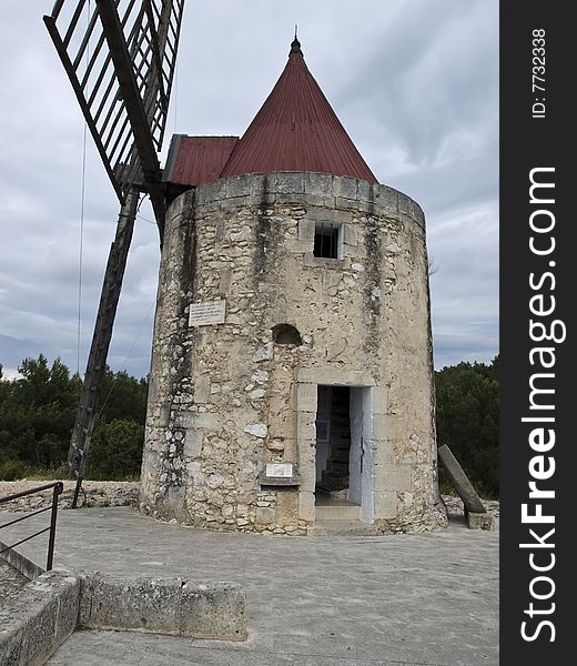 Fontvielle - Daudet S Windmill